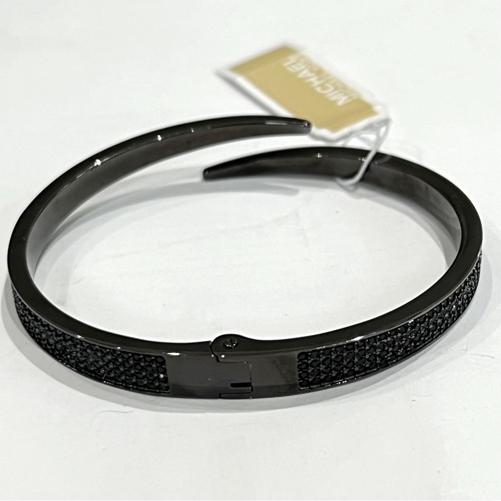 NWT Michael Kors “Black Out” Black Pave Encrusted Hinged Bangle - Picture 2 of 13